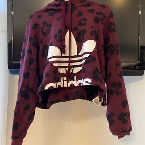 Adidas Spell Lista wall over leopard crop hoodie